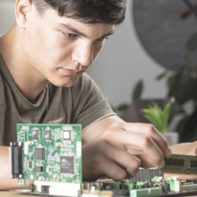 it-technician-students-.jpg
